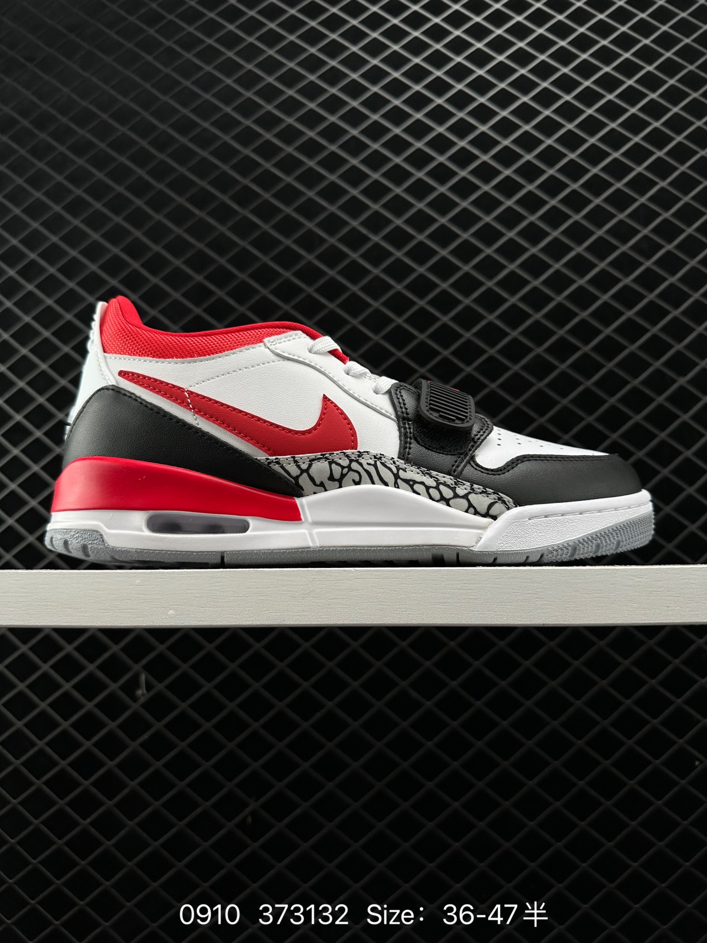 Air Jordan Legacy 312 “Chicago”